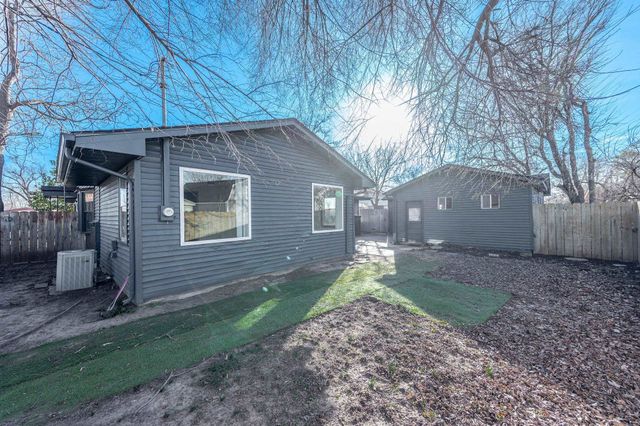 2909 S Martinson, Wichita, KS 67217