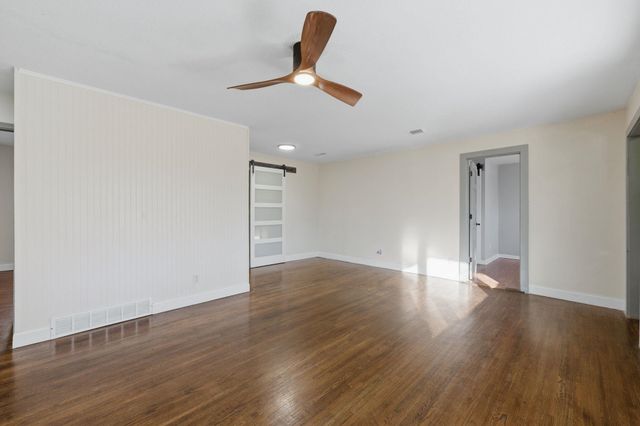 2909 S Martinson, Wichita, KS 67217