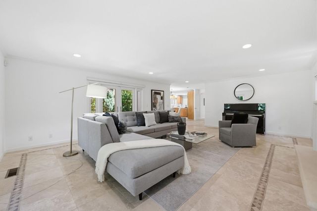 927 Wilmington Way, Redwood City, CA 94062
