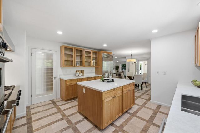 927 Wilmington Way, Redwood City, CA 94062