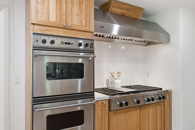 927 Wilmington Way, Redwood City, CA 94062