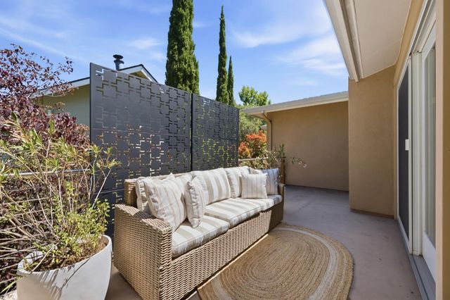 927 Wilmington Way, Redwood City, CA 94062