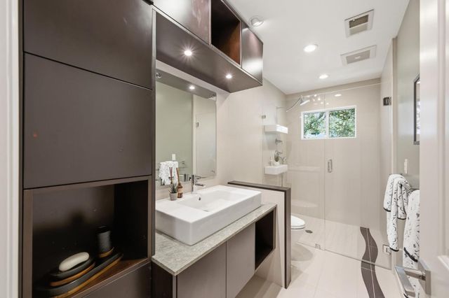 927 Wilmington Way, Redwood City, CA 94062