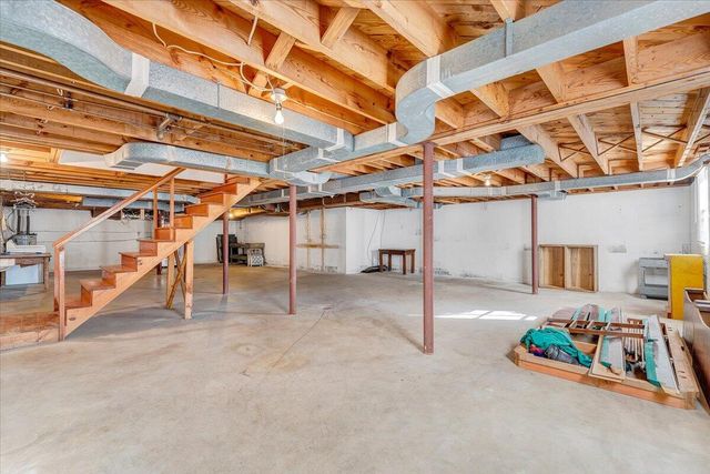 470 Hilltop Drive DR, Rocky Mount, VA 24151