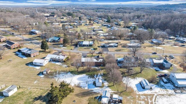 470 Hilltop Drive DR, Rocky Mount, VA 24151