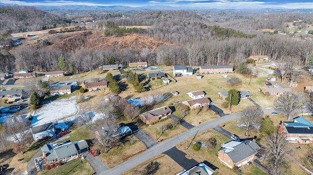 470 Hilltop Drive DR, Rocky Mount, VA 24151