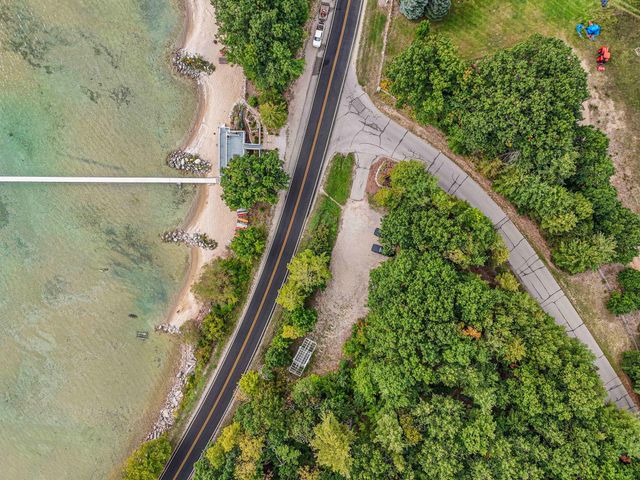 3073 Ogidaki Trail, Peninsula Twp, MI 49686