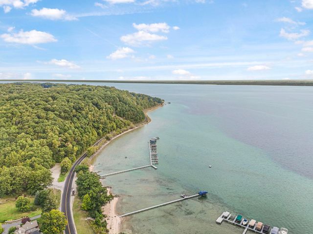 3073 Ogidaki Trail, Peninsula Twp, MI 49686