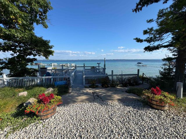 3073 Ogidaki Trail, Peninsula Twp, MI 49686