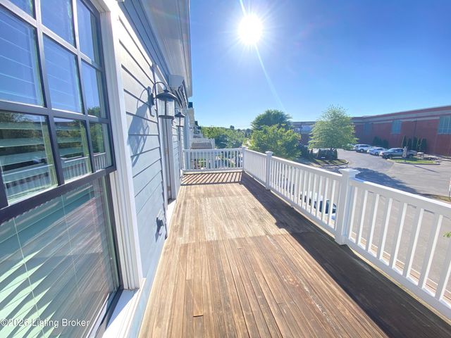 10916 Monkshood Dr 201, Prospect, KY 40059