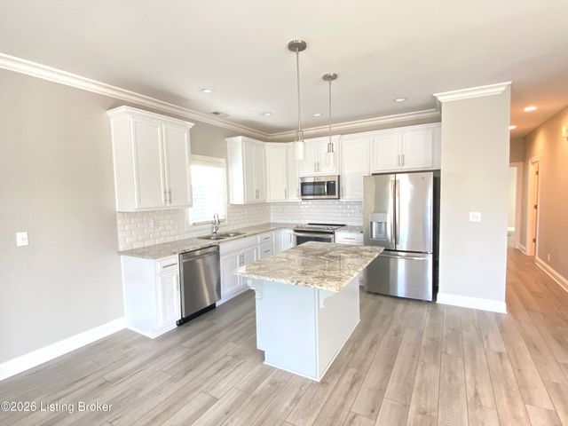 10916 Monkshood Dr 201, Prospect, KY 40059