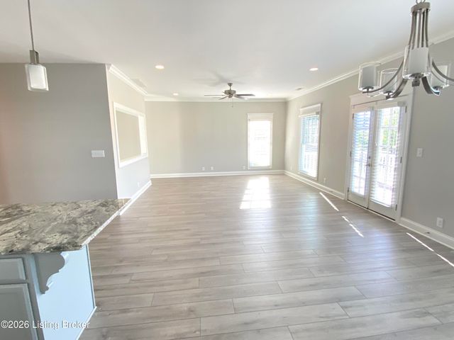 10916 Monkshood Dr 201, Prospect, KY 40059