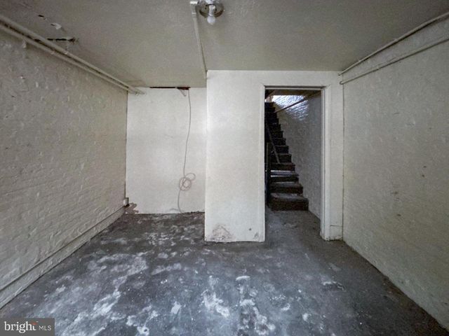 820 N STREEPER ST, Baltimore, MD 21205