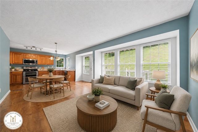 801 Norwegian Spruce Dr, Mars Boro, PA 16046