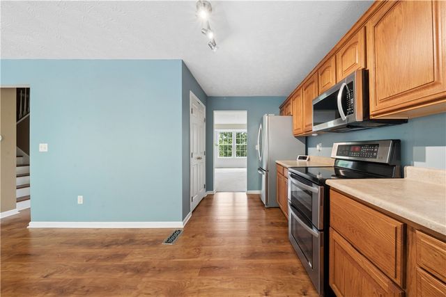 801 Norwegian Spruce Dr, Mars Boro, PA 16046