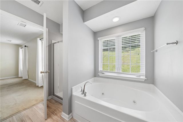 801 Norwegian Spruce Dr, Mars Boro, PA 16046