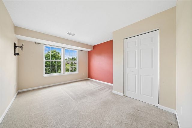 801 Norwegian Spruce Dr, Mars Boro, PA 16046