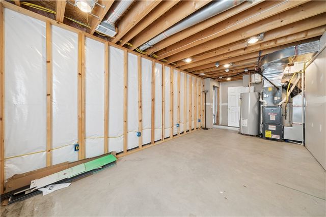 801 Norwegian Spruce Dr, Mars Boro, PA 16046