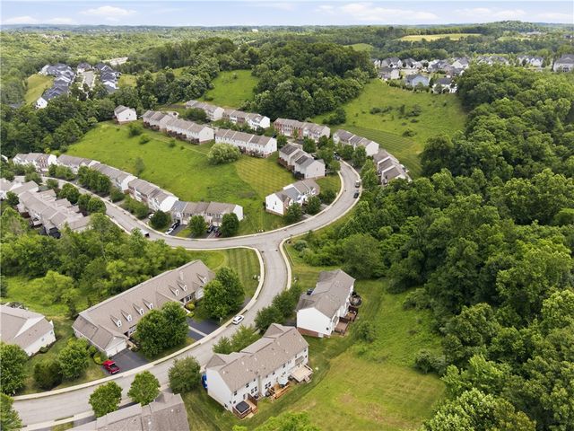 801 Norwegian Spruce Dr, Mars Boro, PA 16046