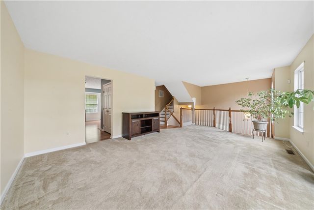801 Norwegian Spruce Dr, Mars Boro, PA 16046