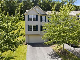801 Norwegian Spruce Dr, Mars Boro, PA 16046