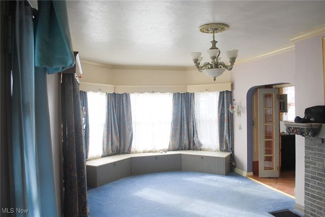 1355 Highland Avenue, Cambridge, OH 43725