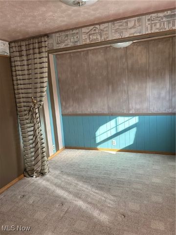 1355 Highland Avenue, Cambridge, OH 43725