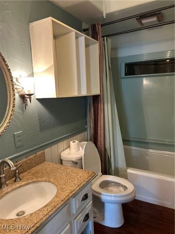 1355 Highland Avenue, Cambridge, OH 43725