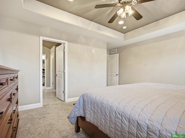 18620 Schofield Drive, Omaha, NE 68136