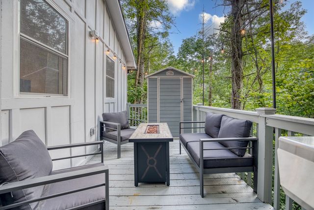 192 Possum Holler Road, Ellijay, GA 30536