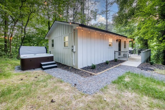 192 Possum Holler Road, Ellijay, GA 30536
