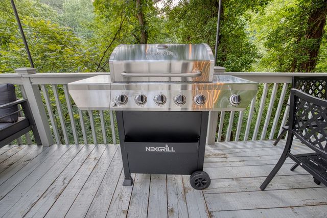 192 Possum Holler Road, Ellijay, GA 30536