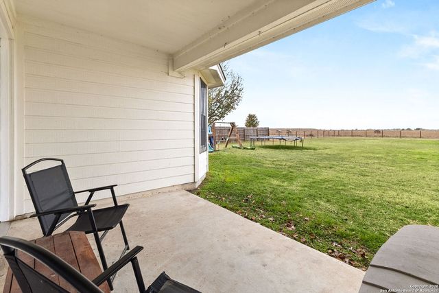 532 Cordova Loop, Seguin, TX 78155