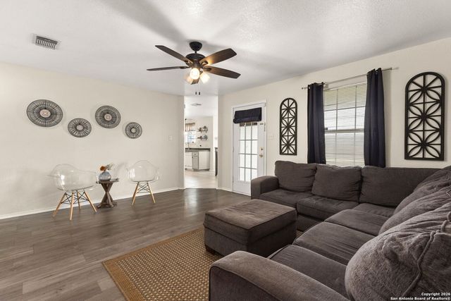 532 Cordova Loop, Seguin, TX 78155