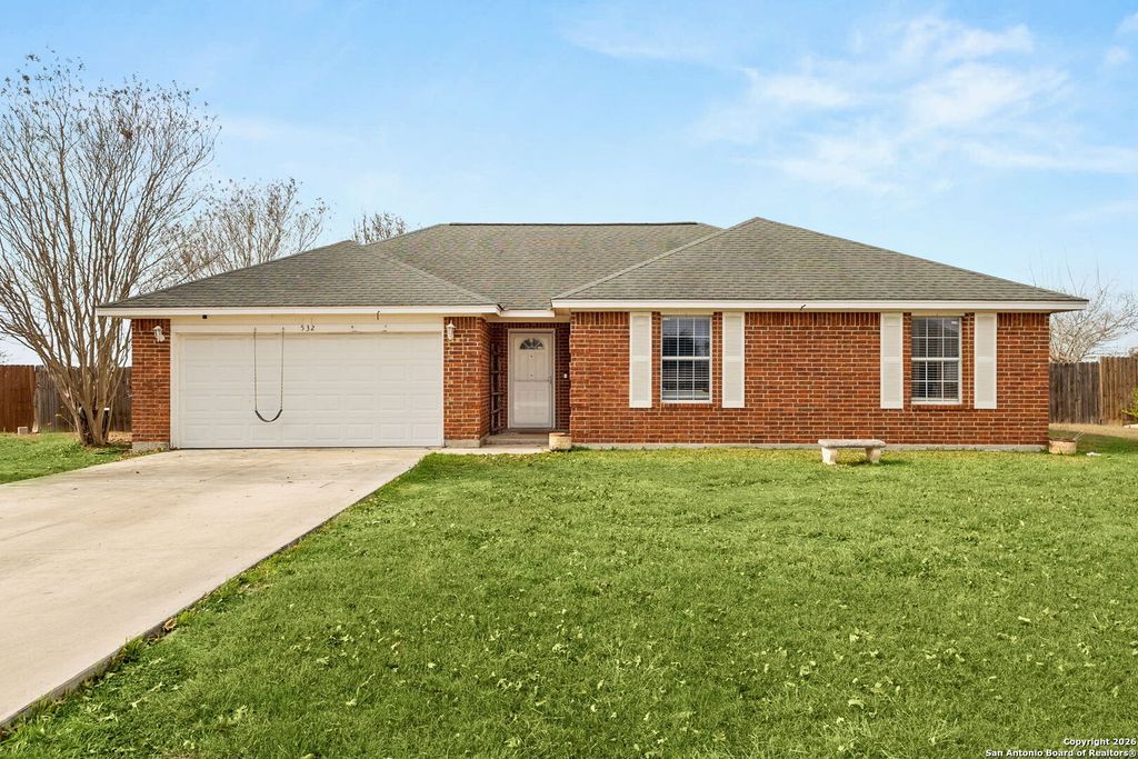 532 Cordova Loop, Seguin, TX 78155