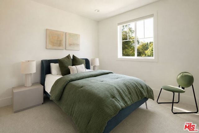 11420 Biona Drive, Los Angeles, CA 90066