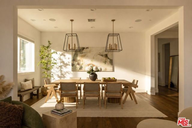 11420 Biona Drive, Los Angeles, CA 90066