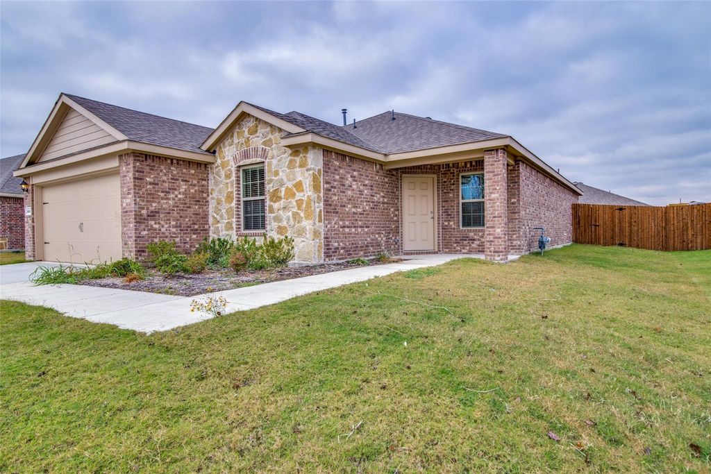 1512 Wild Rye Circle, Princeton, TX 75407