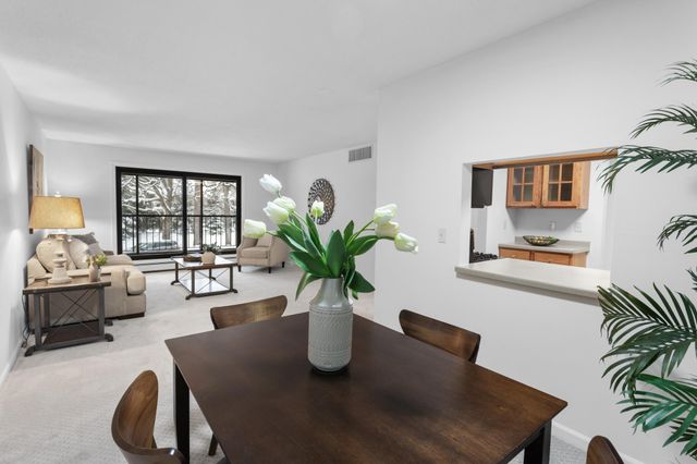 7500 Cahill Road 103C, Edina, MN 55439