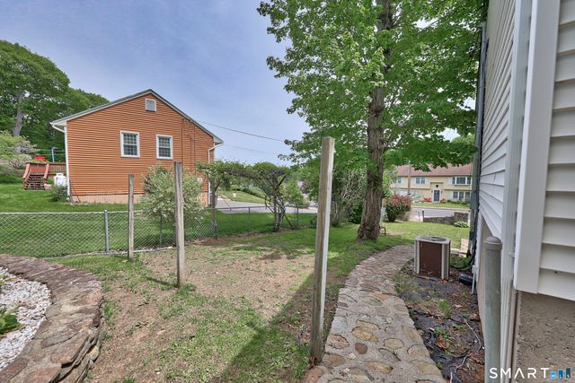 58 Oak Hollow Drive, Waterbury, CT 06708