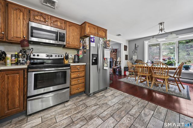 58 Oak Hollow Drive, Waterbury, CT 06708