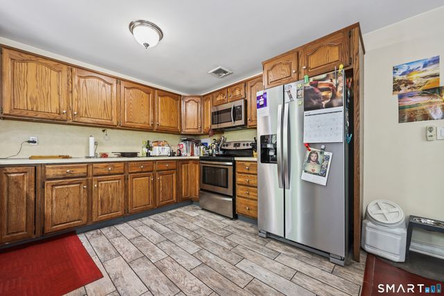 58 Oak Hollow Drive, Waterbury, CT 06708