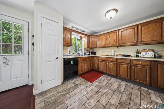58 Oak Hollow Drive, Waterbury, CT 06708