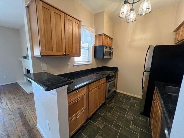 4041 Drake Street 118, Houston, TX 77005