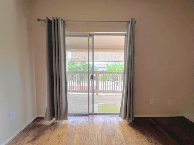 4041 Drake Street 118, Houston, TX 77005