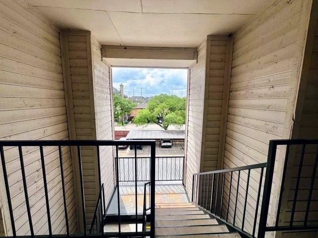 4041 Drake Street 118, Houston, TX 77005