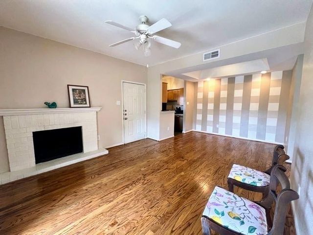 4041 Drake Street 118, Houston, TX 77005