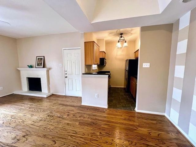 4041 Drake Street 118, Houston, TX 77005