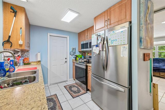 3275 ELKCAM BOULEVARD, Port Charlotte, FL 33952