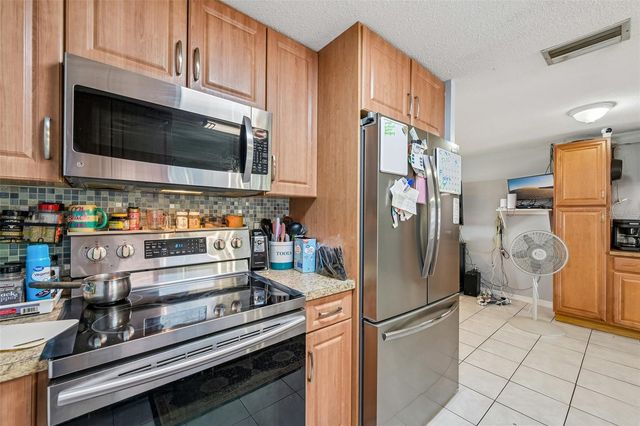 3275 ELKCAM BOULEVARD, Port Charlotte, FL 33952